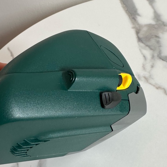 Polaroid One Step Close up 600 With flash 📸 Lens 110mm f/10 - Picture 6 of 8